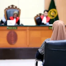 Update Kasus Ijazah Jokowi, Hakim Paksa Jaksa untuk Penuhi Keinginan Dokter Tifa