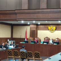 Pejabat Bea Cukai Akui Terima Amplop Tebal dari Kargo, Jaksa Bilang Wow