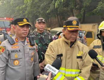 Polisi Selidiki Penyebab Kebakaran Permukiman di Gambir Jakpus